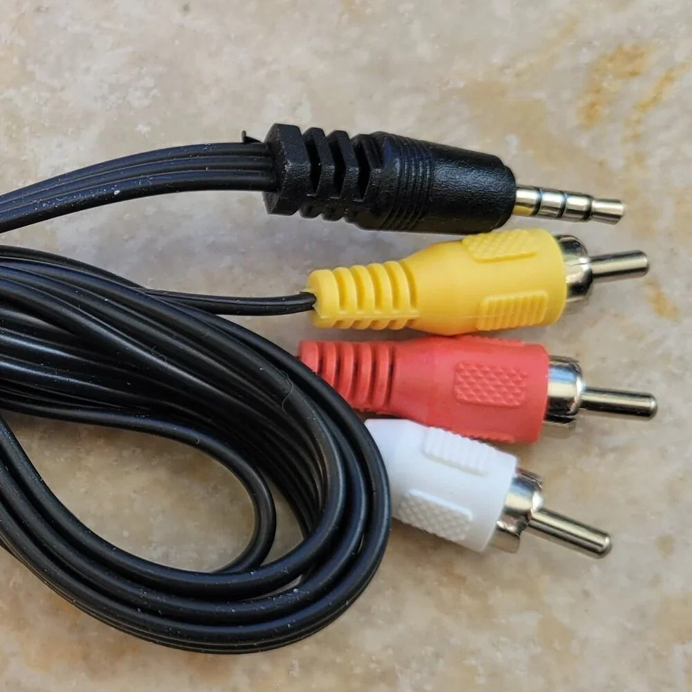 3.5mm Audio/Video Jack to 3 RCA Composite Aux Cable